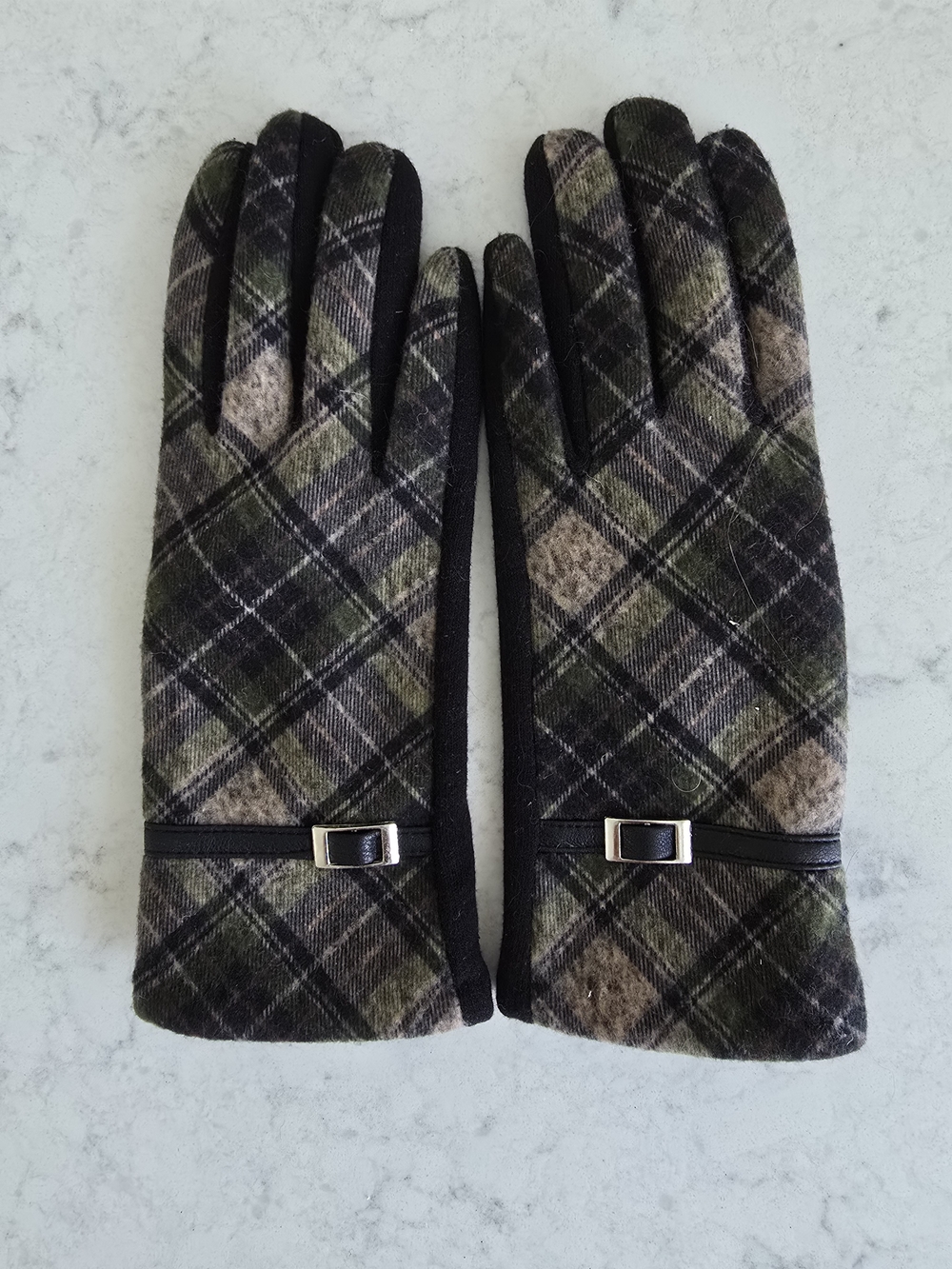 Plaid Women’s Gloves with Gold Buckle , Size S